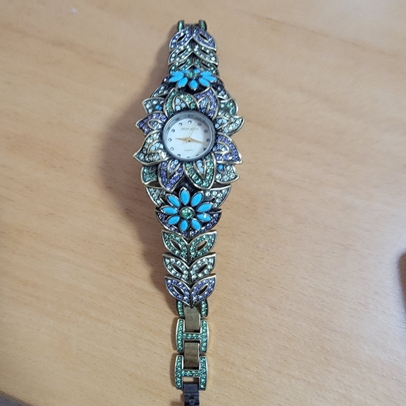Heidi Daus Multicolor Swarovski Crystal Flower Watch - Picture 1 of 6